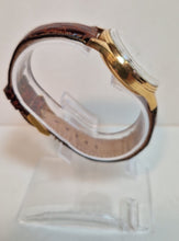 Load image into Gallery viewer, A Breitling Premier, chronograph, manual wind, gents, 18ct gold wristwatch, circa 1940s