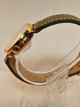 Load image into Gallery viewer, A Universal Genève Compax, reference 12426, dates to the late 1950s to early 1960s—a golden era