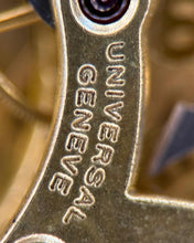 Load image into Gallery viewer, Universal Genève Compax 12426