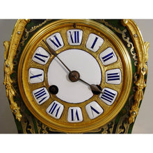 Load image into Gallery viewer, A Fine Quality Green Tortoiseshell And Cut Brass French Boulle Clock
