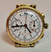 Load image into Gallery viewer, A 1925 18k Yellow gold Universal. Genève chronograph wristwatch.