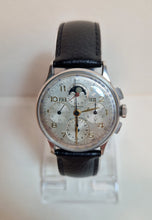 Load image into Gallery viewer, Universal Tri-Compax calendar moon phase manual wind wrist watch,
