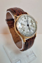 Load image into Gallery viewer, A Breitling Premier, chronograph, manual wind, gents, 18ct gold wristwatch, circa 1940s
